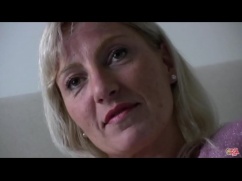 ❤️ Az anya, akit mindannyian megbasztunk ... Hölgyem, viselkedjen! Sex video at hu.porn-tub-sexer.ru ❌